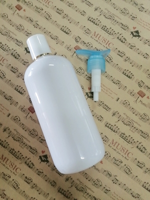 Reusable Empty Plastic Bottles , Shampoo And Body Wash Bottles